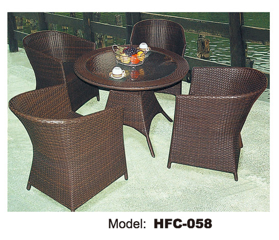 TG-HFC058 High Quality Rattan Garden Furniture Outdoor Dining Set